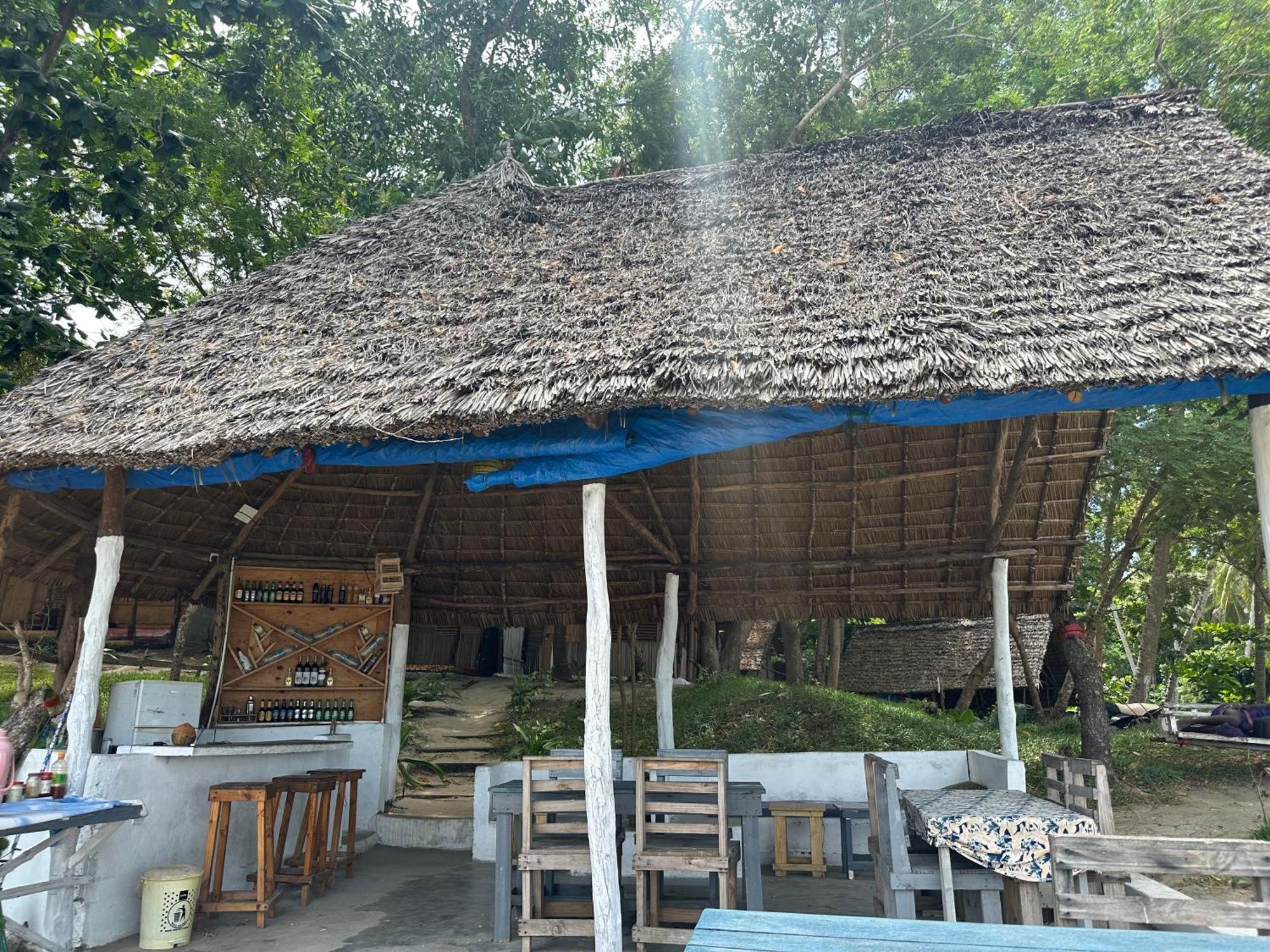 Maweni Beach Bungalows Кіліндоні Екстер'єр фото